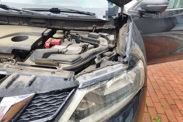 Used Nissan X-Trail 2014 2.0L CVT Comfort Edition 2WD Engine Bay Left