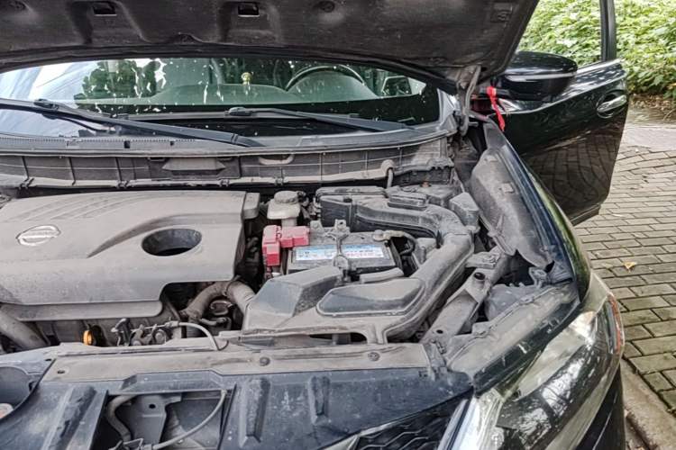Used Nissan X-Trail 2014 2.0L CVT Comfort Edition 2WD Engine Bay Left