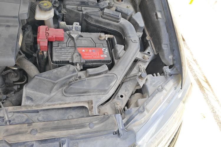 Used Nissan X-Trail 2014 2.0L CVT Comfort Edition 2WD Engine Bay Left