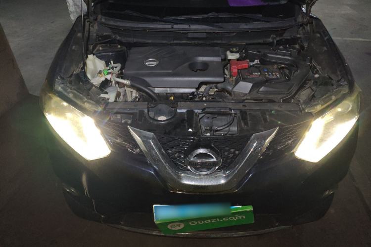 Used Nissan X-Trail 2014 2.0L CVT Comfort Edition 2WD Engine Bay