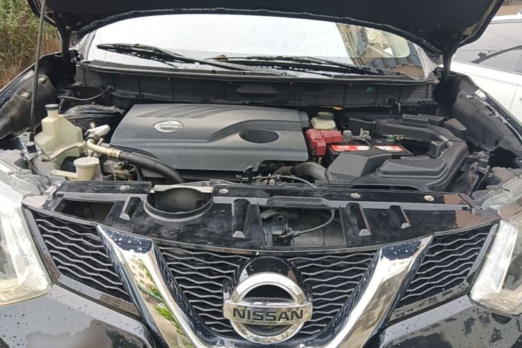 Used Nissan X-Trail 2014 2.0L CVT Comfort Edition 2WD Engine Bay
