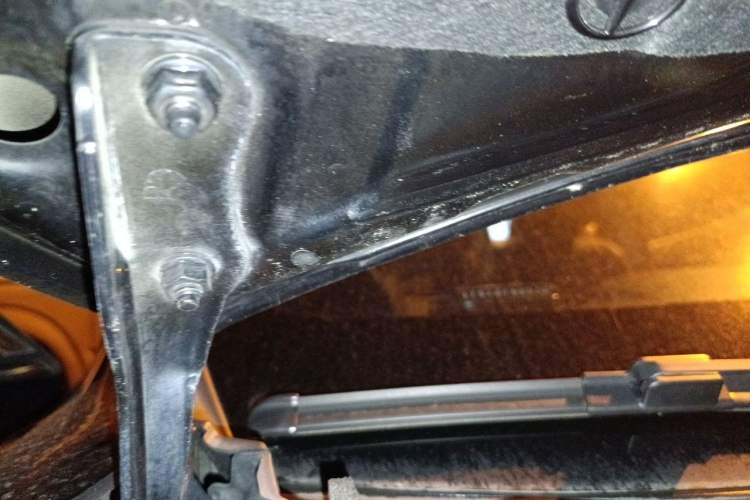 Used Nissan X-Trail 2014 2.0L CVT Comfort Edition 2WD Engine Bay Right