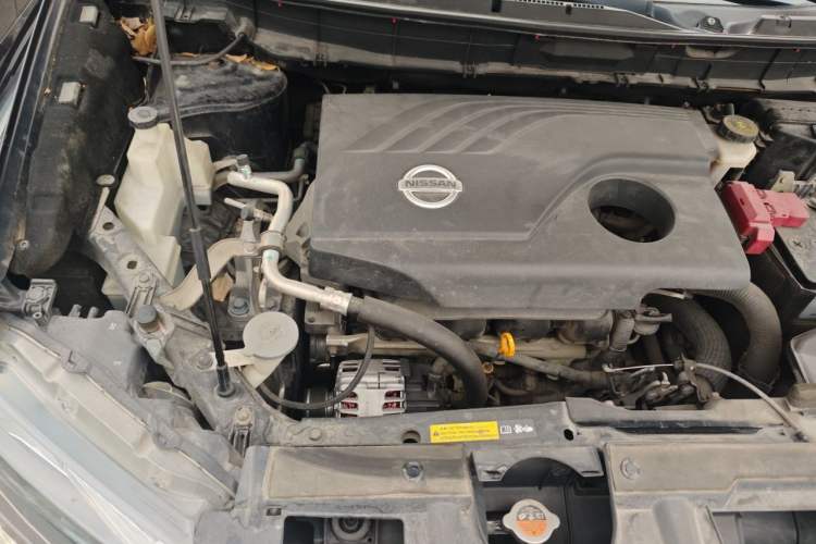 Used Nissan X-Trail 2014 2.0L CVT Smart Edition 2WD Engine Bay Right