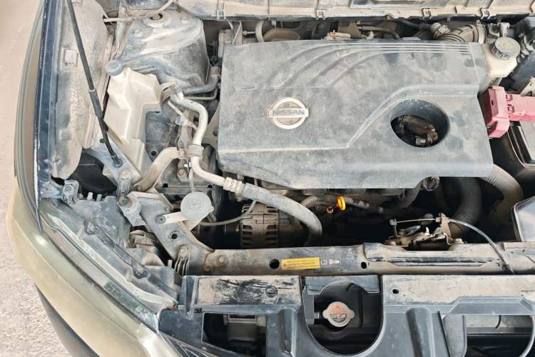 Used Nissan X-Trail 2014 2.0L CVT Smart Edition 2WD Engine Bay Right
