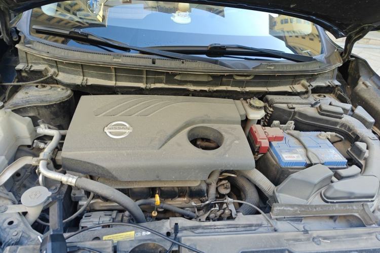 Used Nissan X-Trail 2014 2.0L CVT Smart Edition 2WD Engine Bay