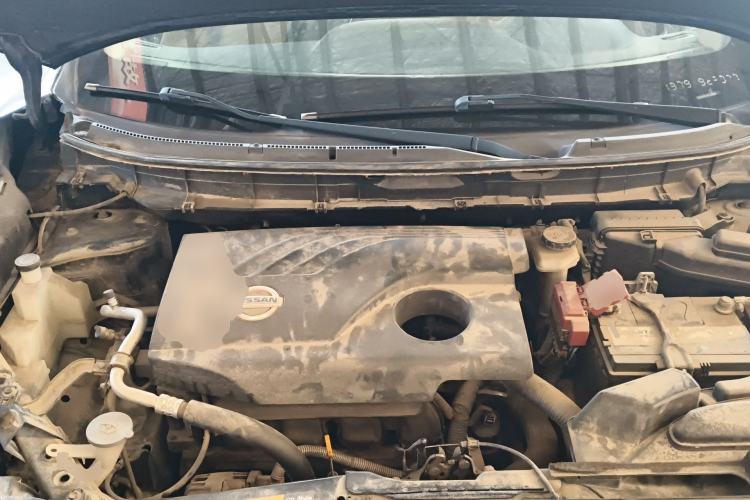 Used Nissan X-Trail 2014 2.0L CVT Comfort Edition 2WD Engine Bay