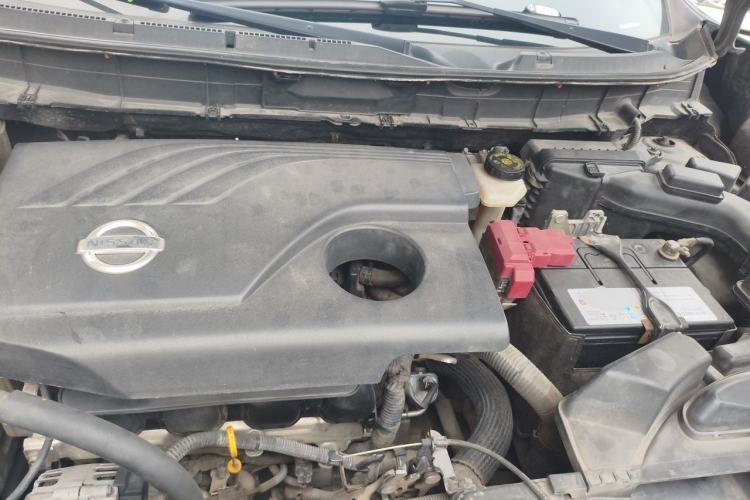 Used Nissan X-Trail 2014 2.0L CVT Comfort Edition 2WD Engine Bay