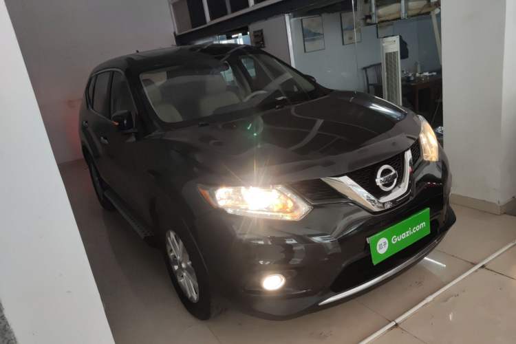 Used Nissan X-Trail 2014 2.0L CVT Comfort Edition 2WD Exterior 1