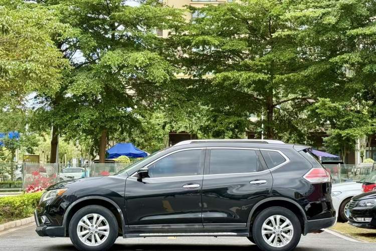 Used Nissan X-Trail 2014 2.0L CVT Comfort Edition 2WD Exterior 2