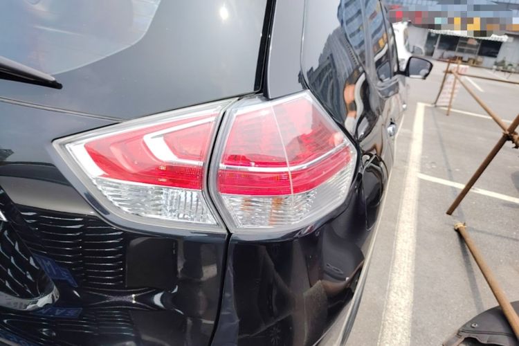 Used Nissan X-Trail 2014 2.0L CVT Comfort Edition 2WD Exterior 3