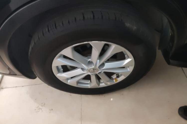 Used Nissan X-Trail 2014 2.0L CVT Comfort Edition 2WD Exterior 4