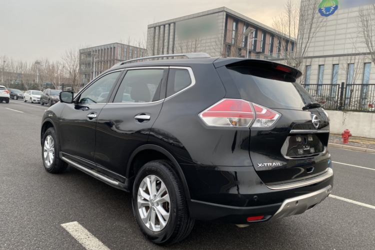 Used Nissan X-Trail 2014 2.0L CVT Comfort Edition 2WD Exterior 5