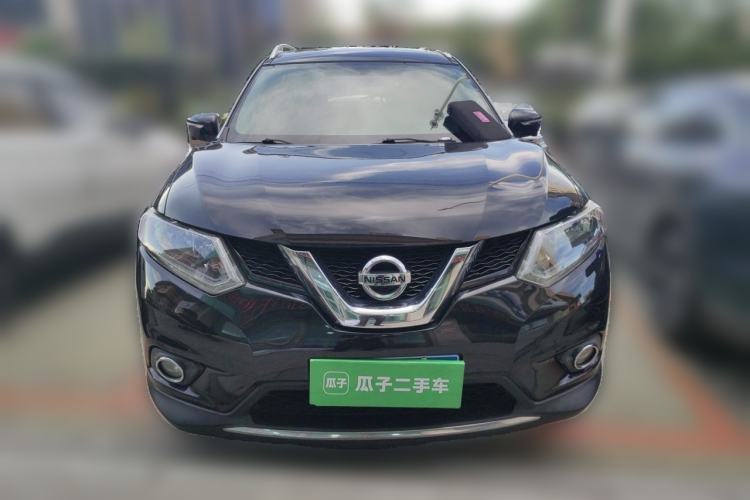 Used Nissan X-Trail 2014 2.5L CVT Luxury Edition 4WD Front