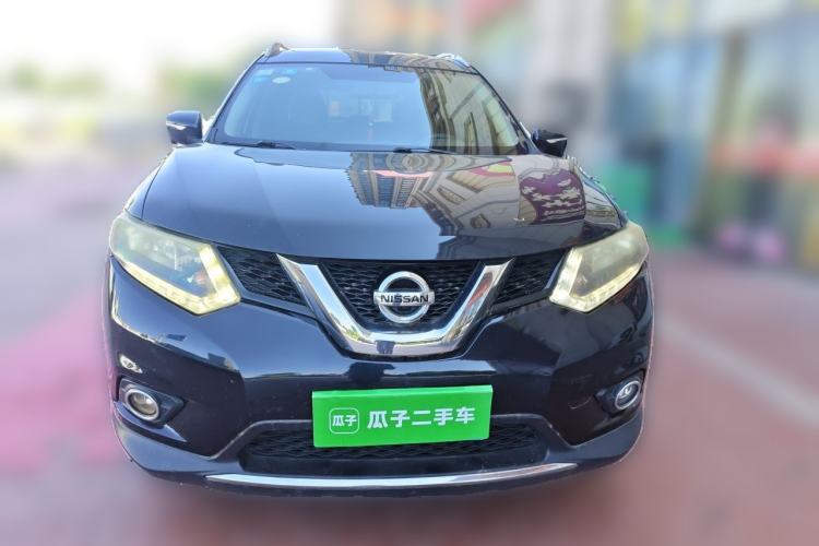 Used Nissan X-Trail 2014 2.5L CVT Luxury Edition 4WD Front