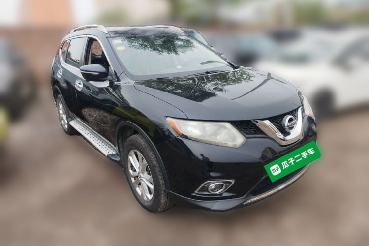 Used Nissan X-Trail 2014 2.0L CVT Comfort Edition 2WD Front Right 45 Deg