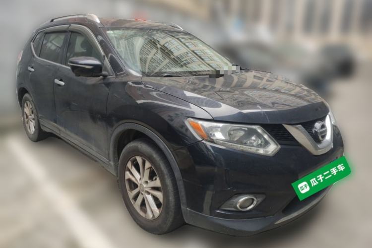 Used Nissan X-Trail 2014 2.5L CVT Luxury Edition 4WD Front Right 45 Deg