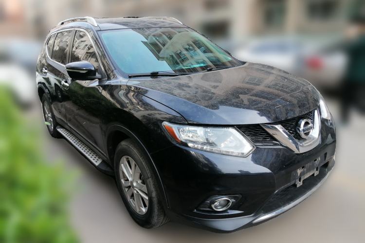 Used Nissan X-Trail 2014 2.5L CVT Luxury Edition 4WD Front Right 45 Deg