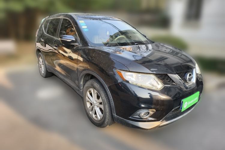 Used Nissan X-Trail 2014 2.0L CVT Comfort Edition 2WD Front Right 45 Deg