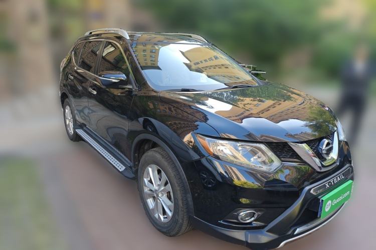 Used Nissan X-Trail 2014 2.0L CVT Smart Edition 2WD Front Right 45 Deg
