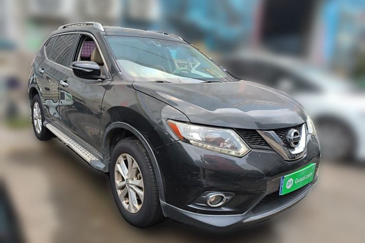 Used Nissan X-Trail 2014 2.5L CVT Leading Edition 4WD Front Right 45 Deg