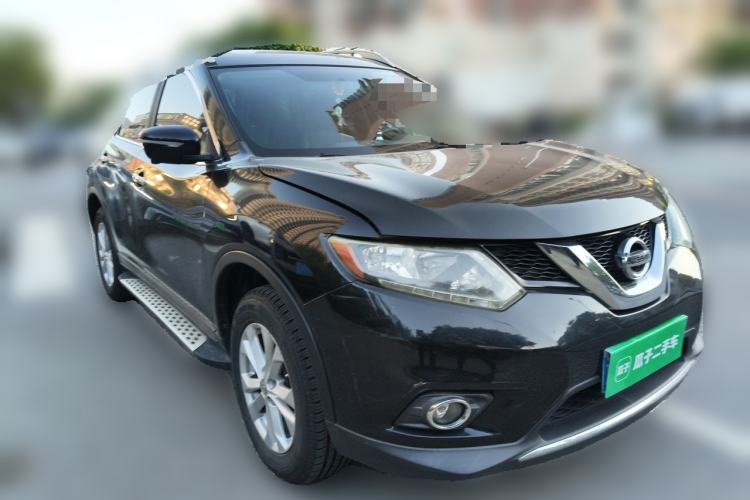 Used Nissan X-Trail 2014 2.0L CVT Comfort Edition 2WD Front Right 45 Deg