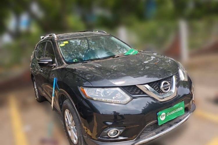 Used Nissan X-Trail 2014 2.0L CVT Comfort Edition 2WD Front Right 45 Deg