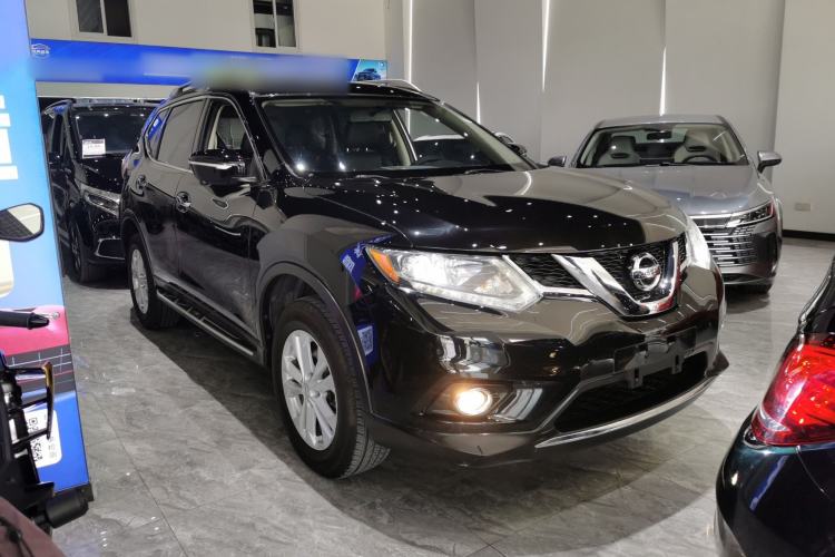 Used Nissan X-Trail 2014 2.0L CVT Smart Edition 2WD Front Right 45 Deg