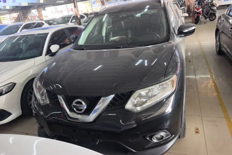 Used Nissan X-Trail 2014 2.5L CVT Leading Edition 4WD Front