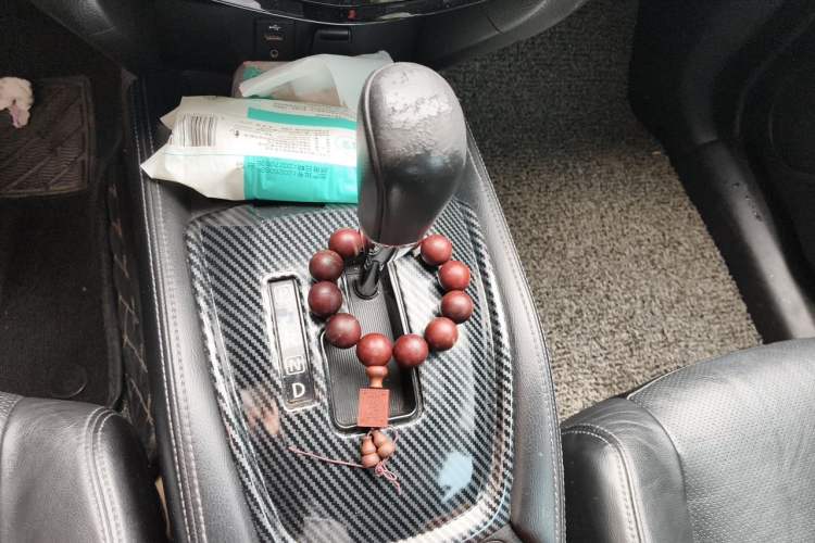 Used Nissan X-Trail 2014 2.0L CVT Comfort Edition 2WD Gear Lever