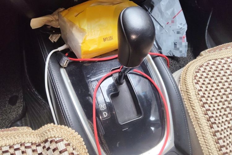 Used Nissan X-Trail 2014 2.0L CVT Comfort Edition 2WD Gear Lever