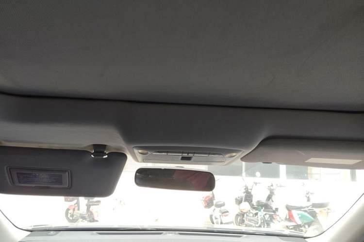 Used Nissan X-Trail 2014 2.5L CVT Leading Edition 4WD Headliner