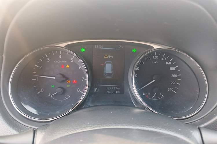 Used Nissan X-Trail 2014 2.0L CVT Comfort Edition 2WD Instrument Cluster