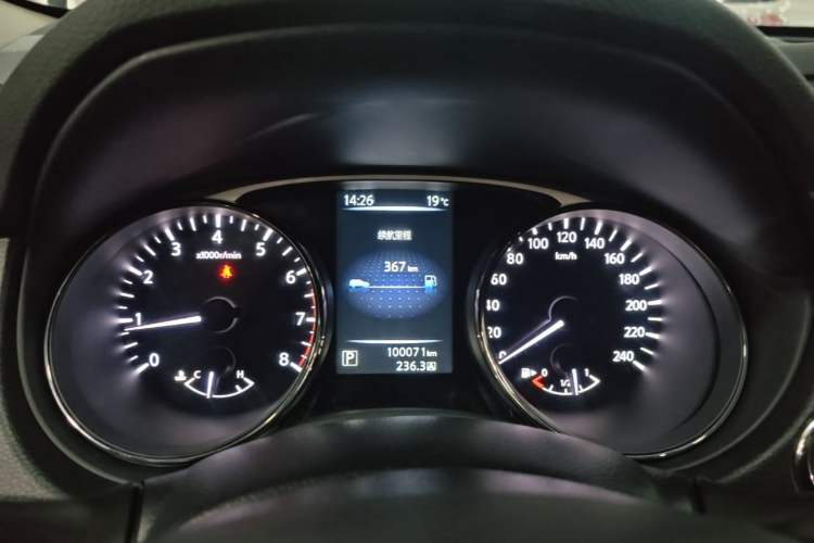 Used Nissan X-Trail 2014 2.5L CVT Leading Edition 4WD Instrument Cluster