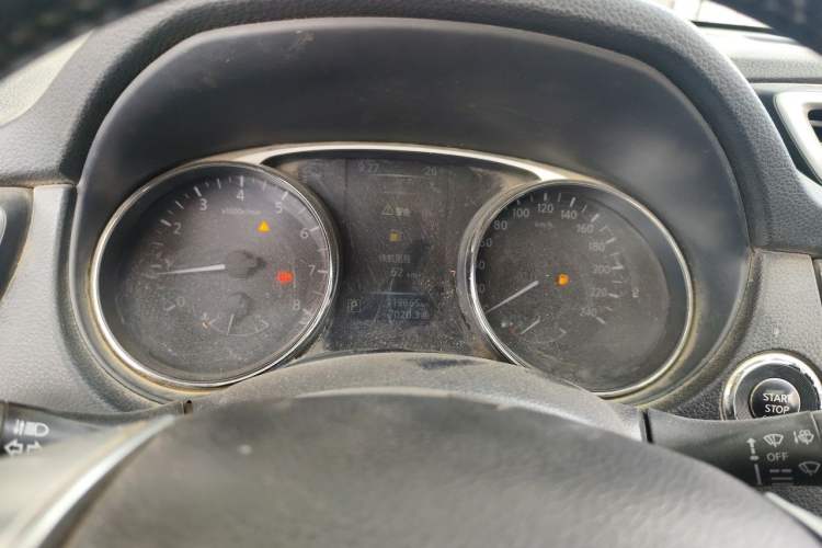 Used Nissan X-Trail 2014 2.5L CVT Luxury Edition 4WD Instrument Cluster
