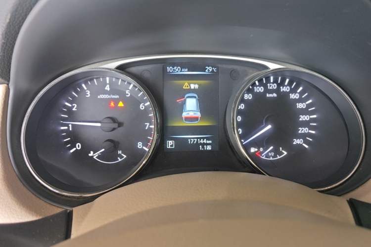 Used Nissan X-Trail 2014 2.0L CVT Comfort Edition 2WD Instrument Cluster