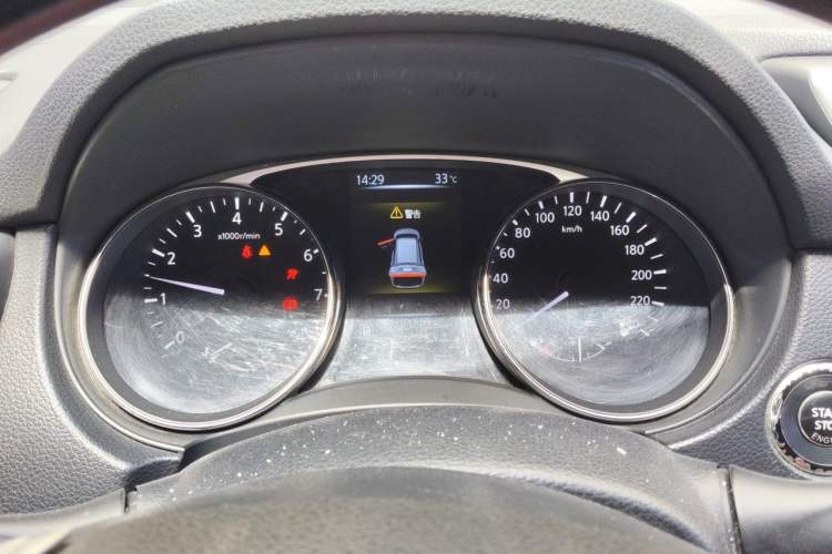 Used Nissan X-Trail 2014 2.5L CVT Leading Edition 4WD Instrument Cluster