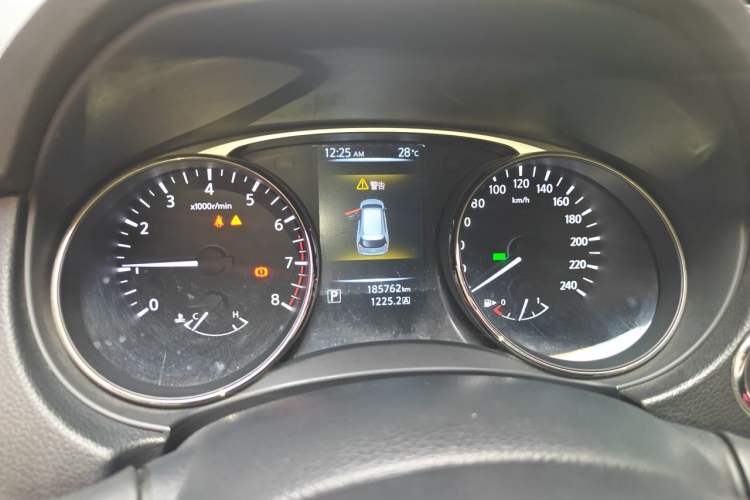 Used Nissan X-Trail 2014 2.0L CVT Comfort Edition 2WD Instrument Cluster