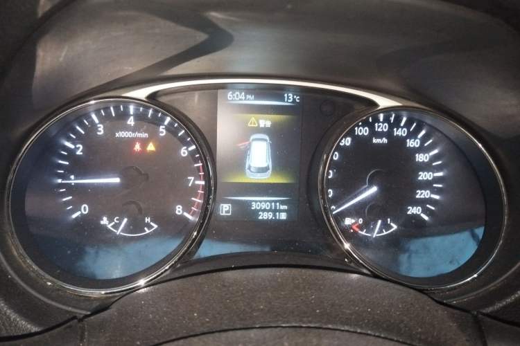 Used Nissan X-Trail 2014 2.0L CVT Comfort Edition 2WD Instrument Cluster