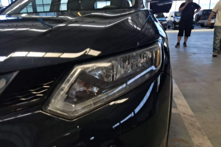 Used Nissan X-Trail 2014 2.0L CVT Comfort Edition 2WD Left Front Headlight