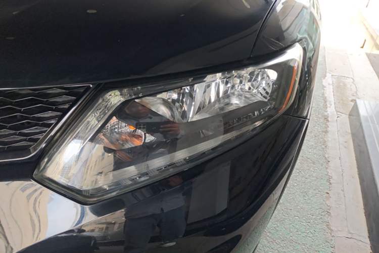 Used Nissan X-Trail 2014 2.0L CVT Comfort Edition 2WD Left Front Headlight