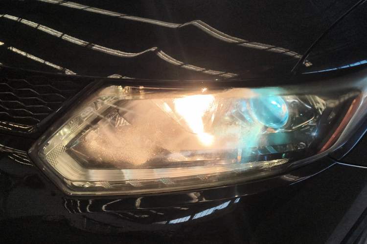 Used Nissan X-Trail 2014 2.0L CVT Comfort Edition 2WD Left Front Headlight