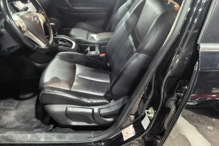 Used Nissan X-Trail 2014 2.0L CVT Comfort Edition 2WD Left Front Seat