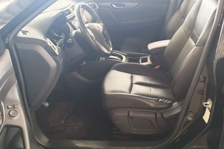 Used Nissan X-Trail 2014 2.0L CVT Comfort Edition 2WD Left Front Seat