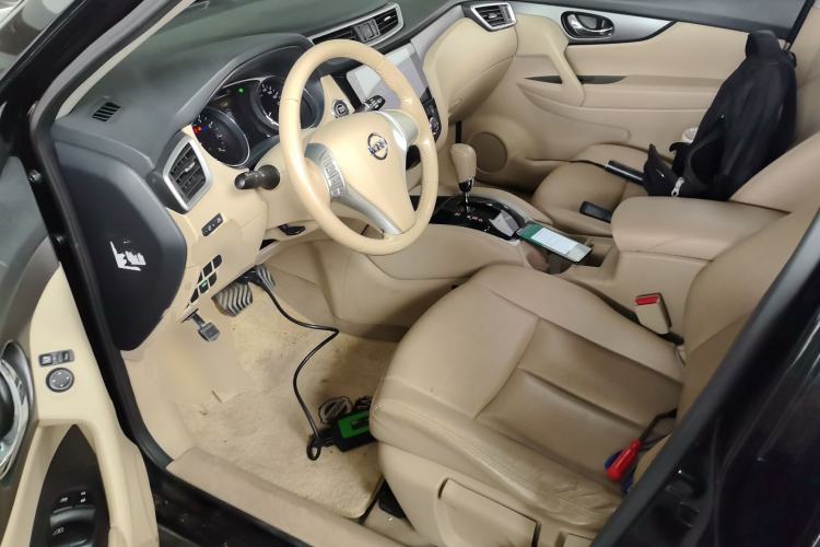 Used Nissan X-Trail 2014 2.0L CVT Comfort Edition 2WD Left Front Seat
