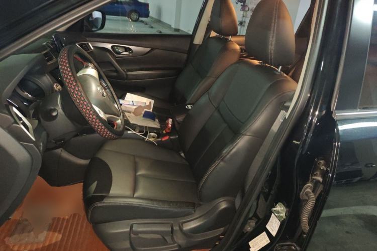 Used Nissan X-Trail 2014 2.0L CVT Comfort Edition 2WD Left Front Seat