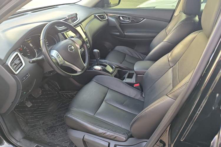 Used Nissan X-Trail 2014 2.0L CVT Comfort Edition 2WD Left Front Seat