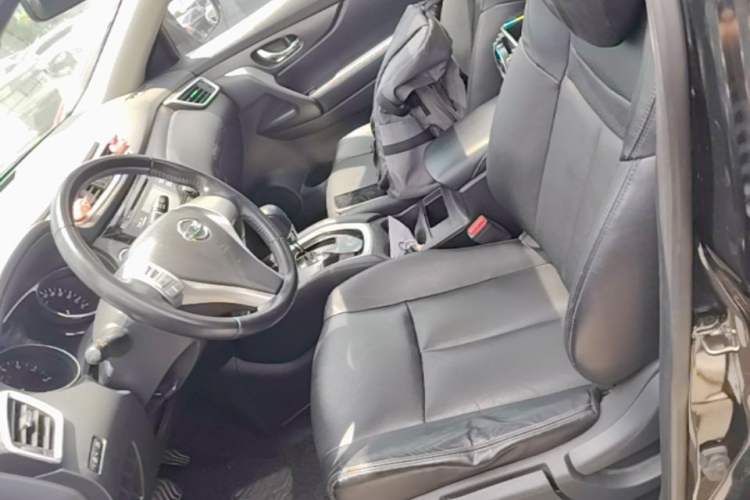 Used Nissan X-Trail 2014 2.0L CVT Comfort Edition 2WD Left Front Seat