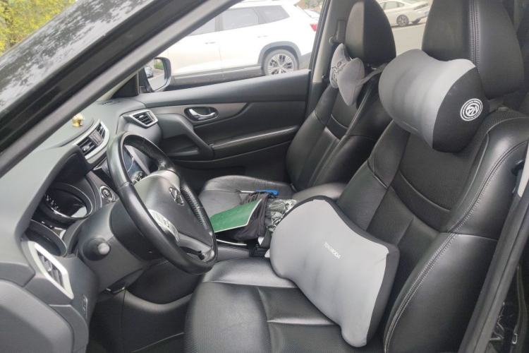 Used Nissan X-Trail 2014 2.0L CVT Comfort Edition 2WD Left Front Seat