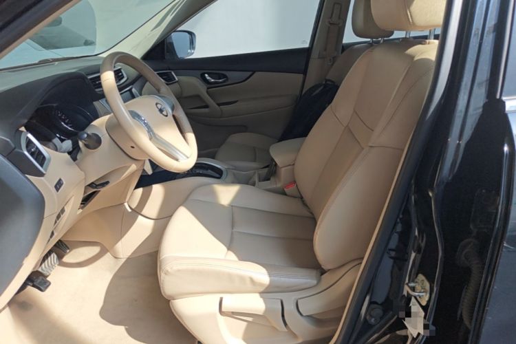 Used Nissan X-Trail 2014 2.0L CVT Comfort Edition 2WD Left Front Seat