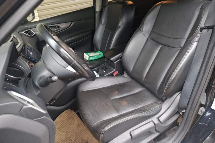 Used Nissan X-Trail 2014 2.0L CVT Comfort Edition 2WD Left Front Seat